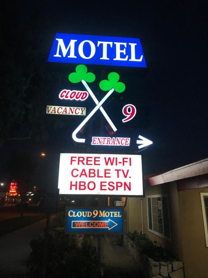 Cloud 9 Motel Cypress Luaran gambar